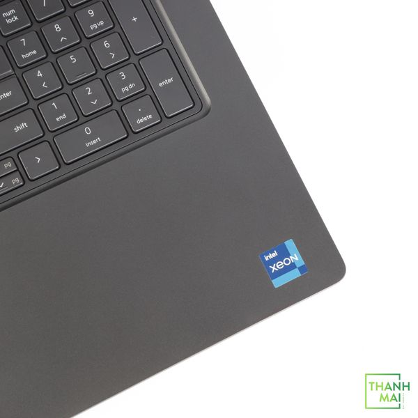 Laptop DELL PRECISION 7760 | Intel Xeon W-11955M/64GB/ SSD 1TB/ NVIDIA RTX A4000 8GB/ 17.3