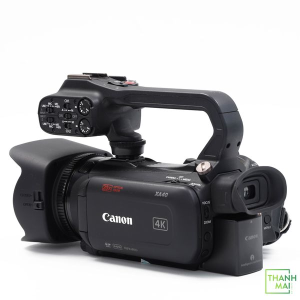 Máy quay Canon XA40