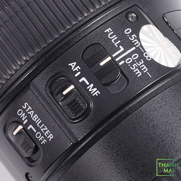 Ống kính Canon EF 100mm F/2.8L Macro IS USM