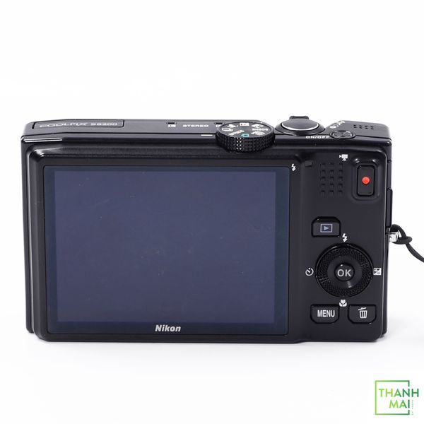 Máy ảnh Nikon CooLPix S8200