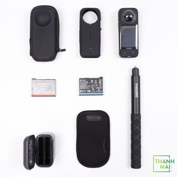 Action camera Insta360 X3 (One X3)