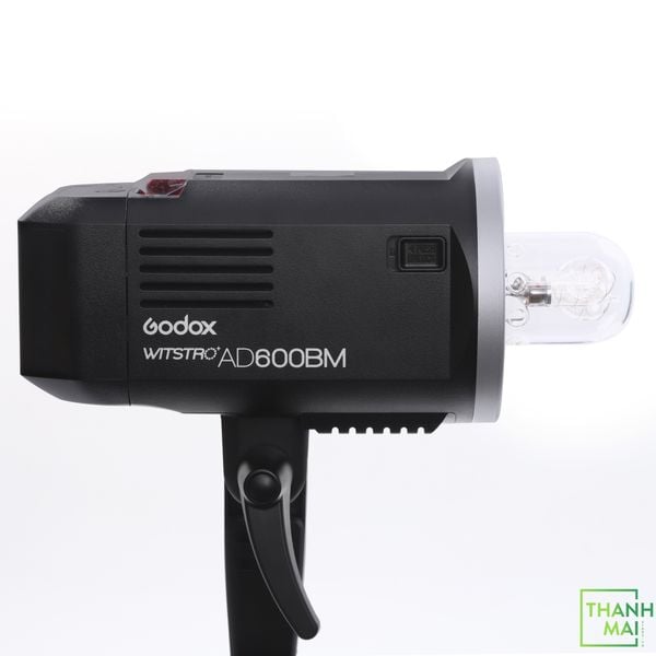 Đèn Flash GODOX AD600BM