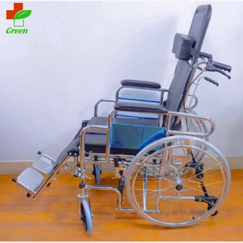  Xe lăn Lucass X7A đa năng có bô vệ sinh, chống lật và tựa chân 