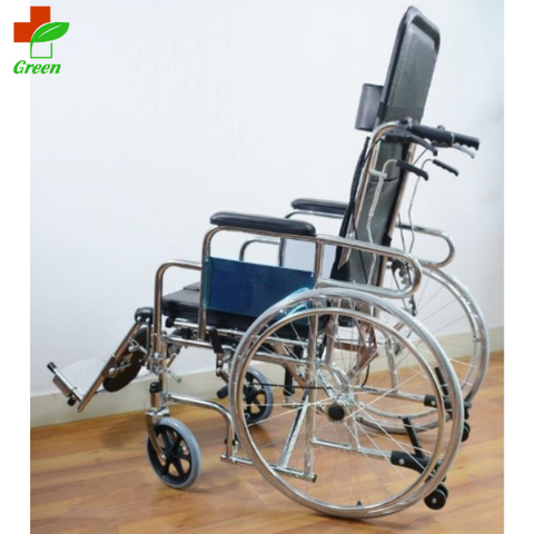  Xe lăn Lucass X7A đa năng có bô vệ sinh, chống lật và tựa chân 