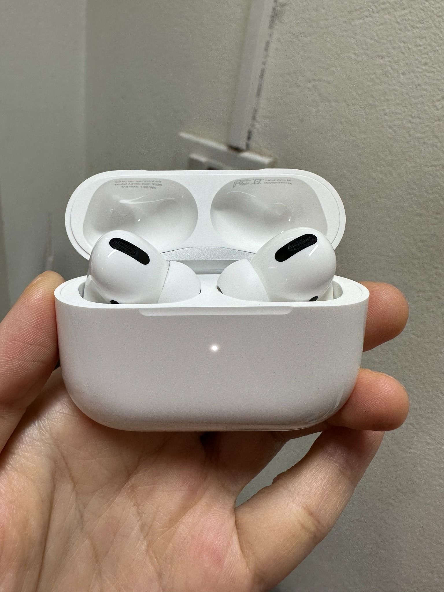  AirPods Pro 1 Likenew Nobox 