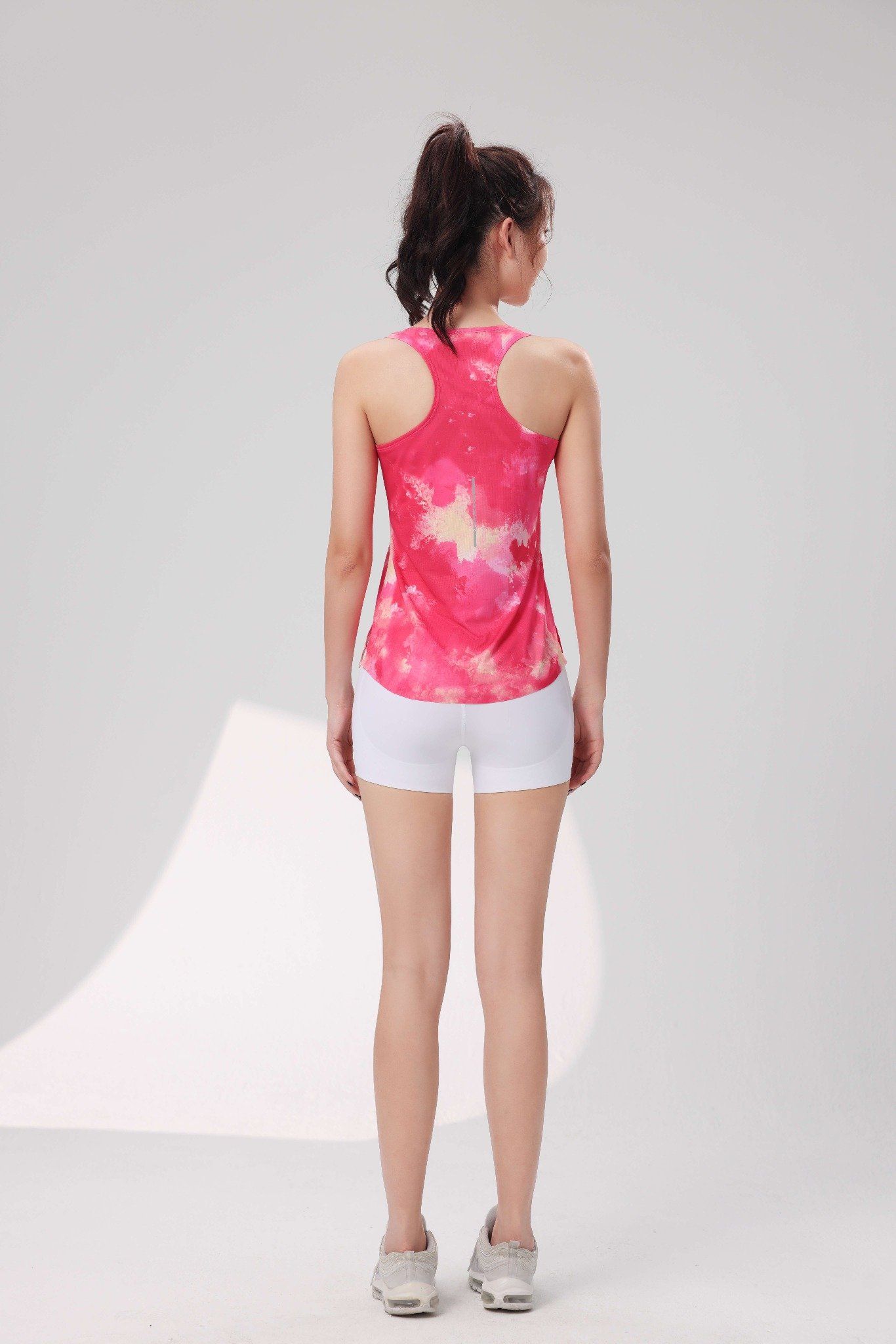  Áo Chạy Bộ Singlet Nữ Runtiger WM-7122 Full Printing - Hot Pink 