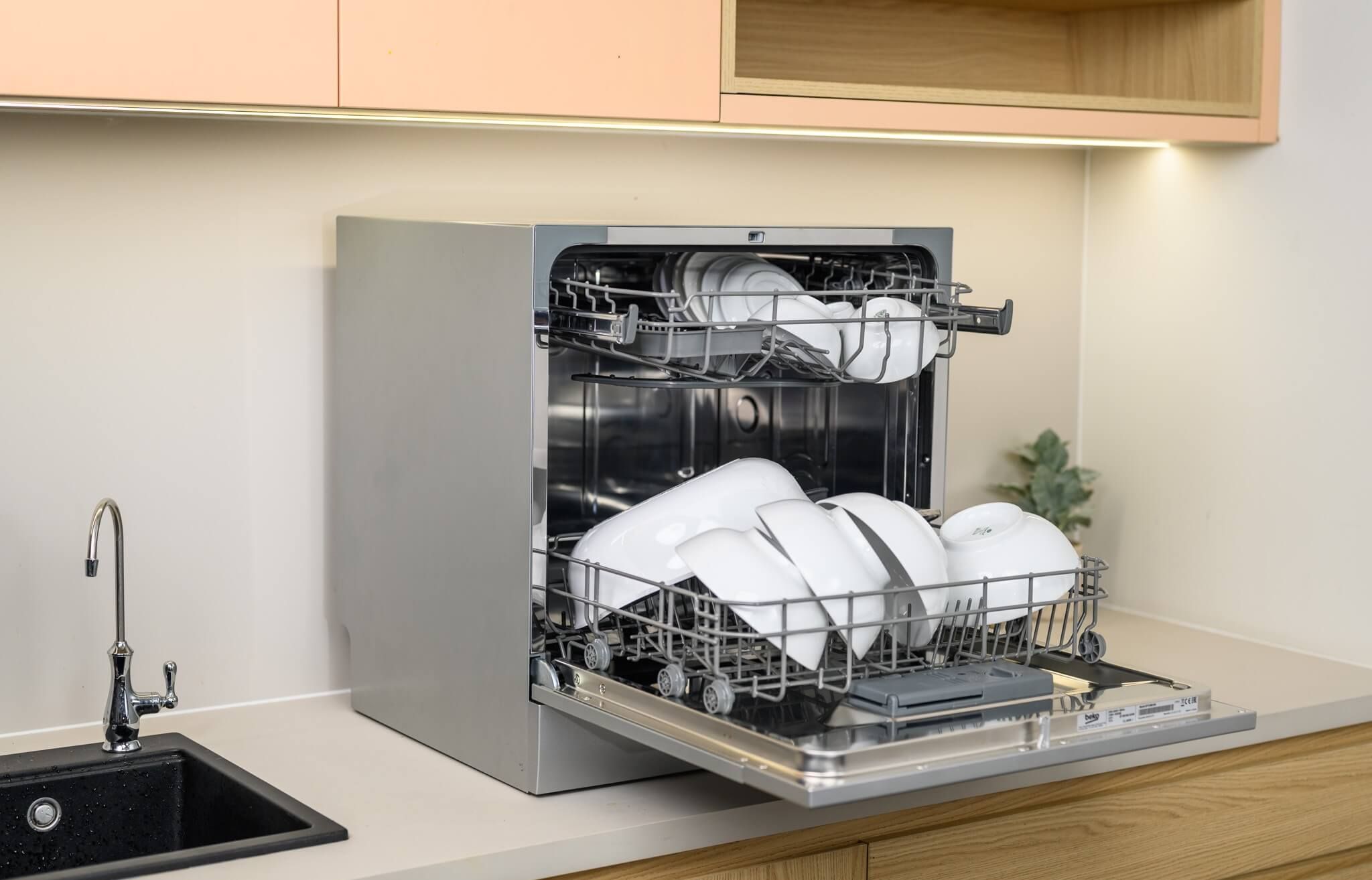 Máy rửa chén để bàn Beko phù hợp với gia đình nhỏ Máy rửa chén để bàn Beko phù hợp với gia đình nhỏ