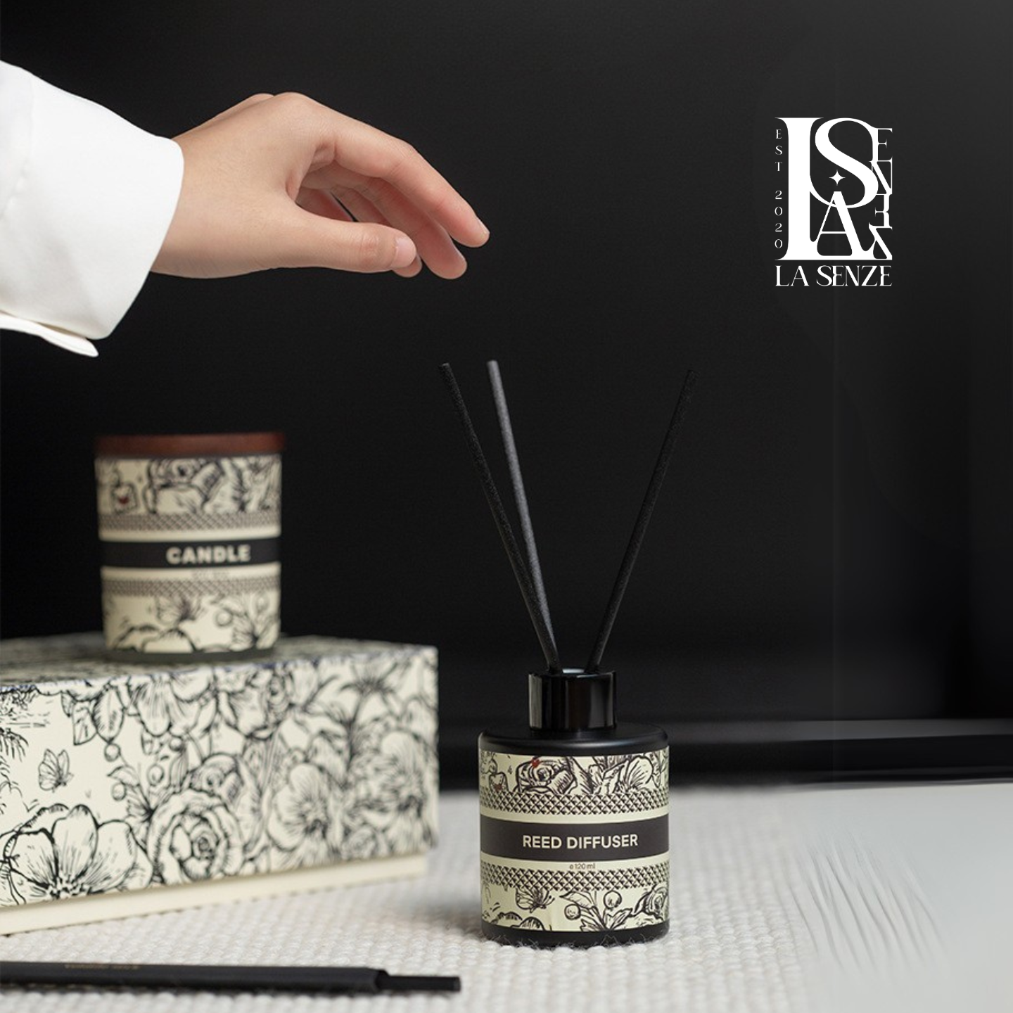  Set Nến Thơm & Tinh Dầu Classic Roman Collection Set Quà Tặng Sang Trọng 