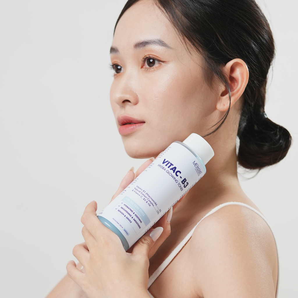 Nước Hoa Hồng Dưỡng Ẩm, Làm Sáng Hỗ Trợ Se Khít Lỗ Chân Lông MELacneE VitaC-B3 Hydra Glowing Toner