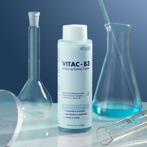 Nước Hoa Hồng Dưỡng Ẩm, Làm Sáng Hỗ Trợ Se Khít Lỗ Chân Lông MELacneE VitaC-B3 Hydra Glowing Toner