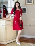  Đầm đỏ cổ vuông tay phồng 