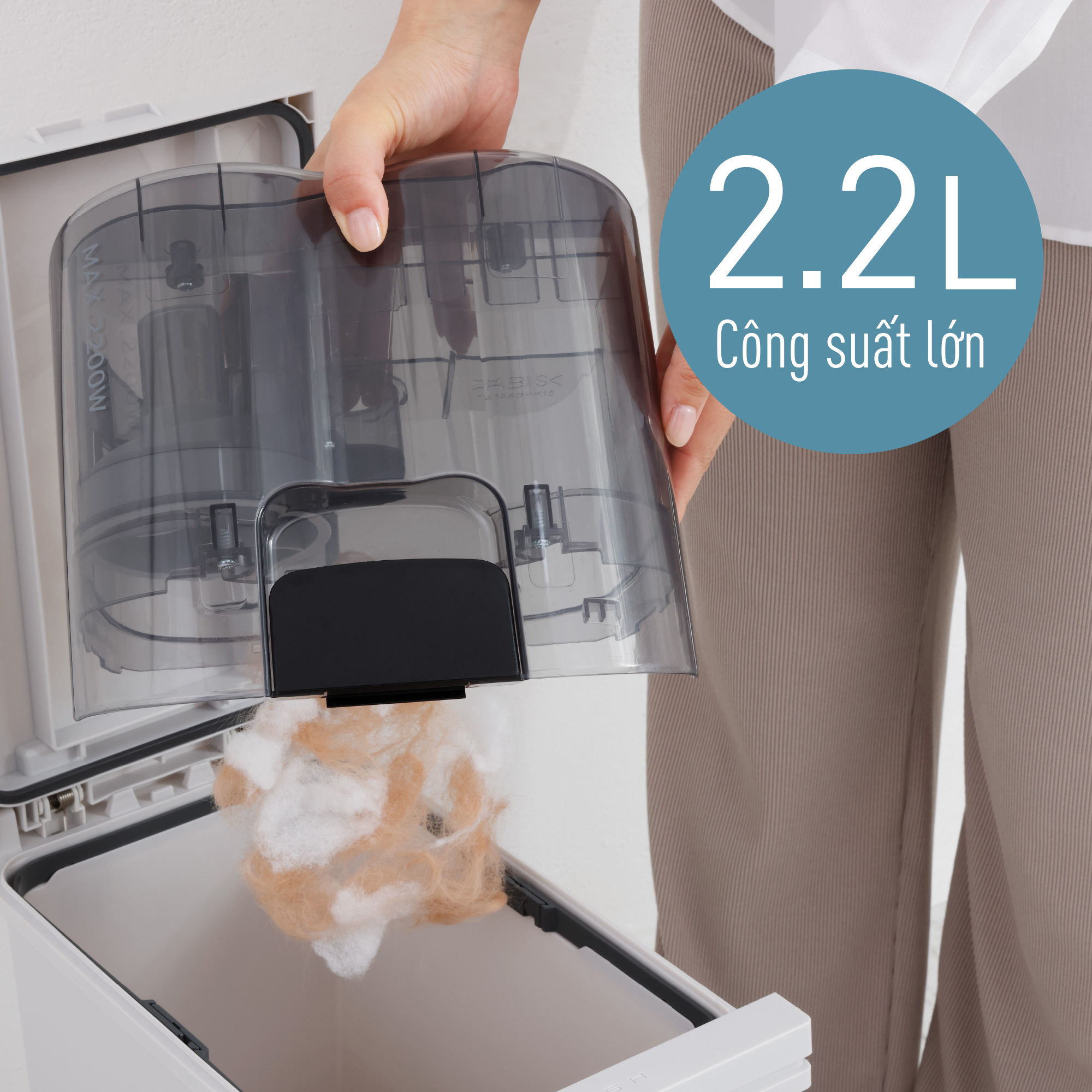 Hộp chứa bụi lớn 2,2 lít
