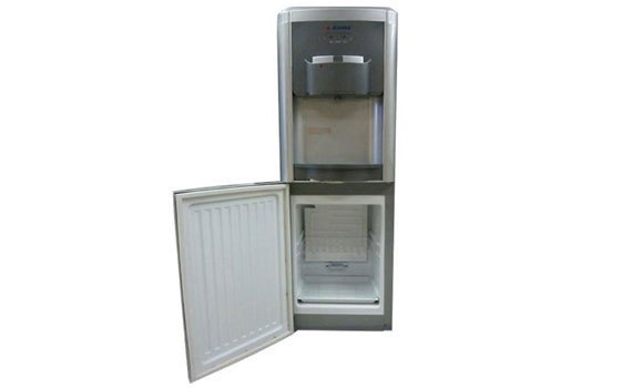 Ngăn làm lạnh của máy nước nóng lạnh Alaska R36C