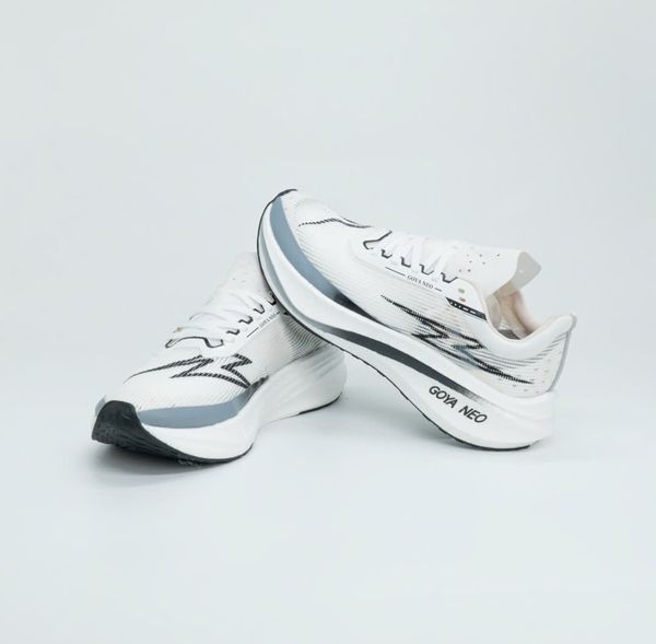  Giày Chạy Bộ GOYA NEO - GYNO Kết Hợp Tấm Carbon Màu Trắng Đen 