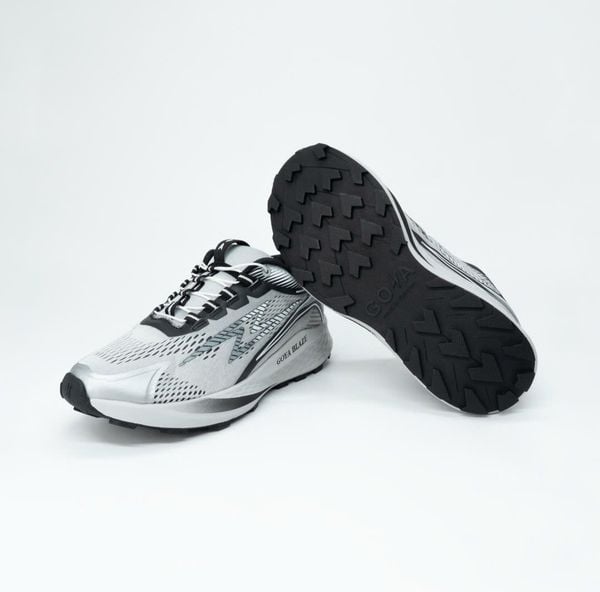  Giày Chạy Bộ Goya Trail Blaze [2024] Màu Xám Đen 