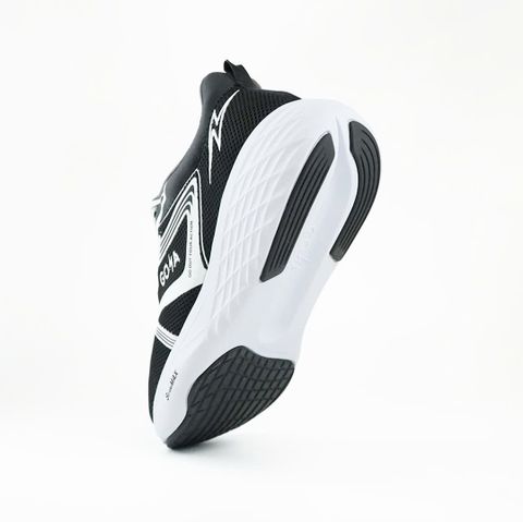  Giày Chạy Bộ GOYA Strides 2 Màu Đen Đế Trắng 