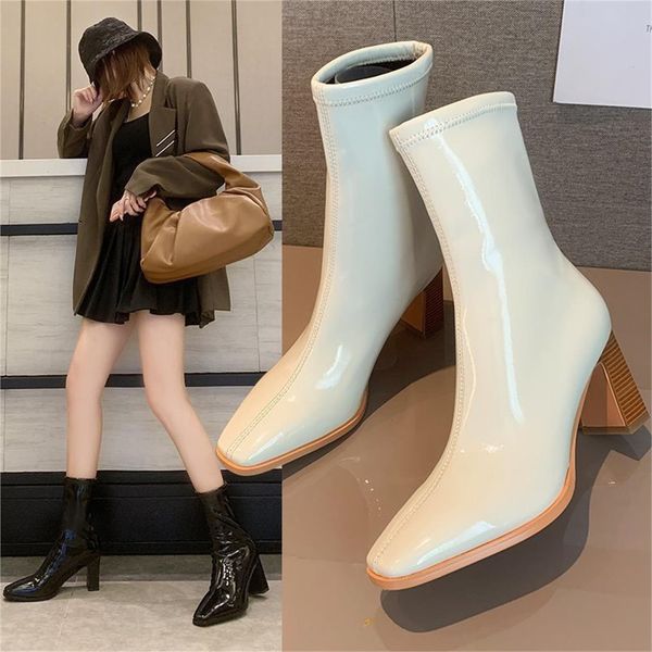  Giày Boot Nữ MWC - 9106 Boots Cổ Cao Gót Vuông 7cm Siêu Êm Chân Thời Trang Trẻ Trung Thanh Lịch 