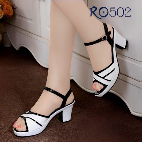  GIÀY SANDAL THỜI TRANG RO502 
