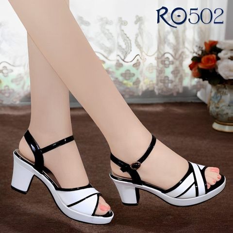  GIÀY SANDAL THỜI TRANG RO502 
