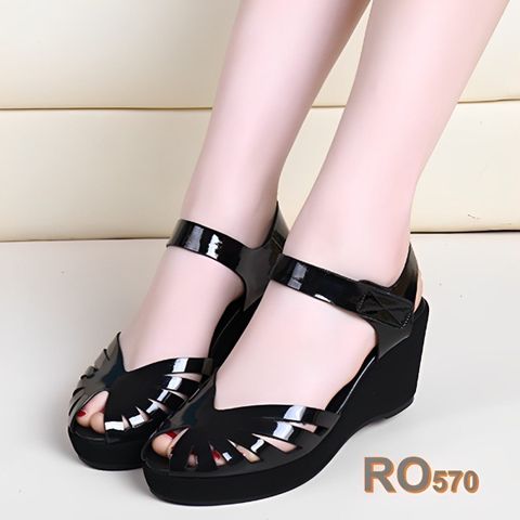  GIÀY CAO GÓT THỜI TRANG RO570 