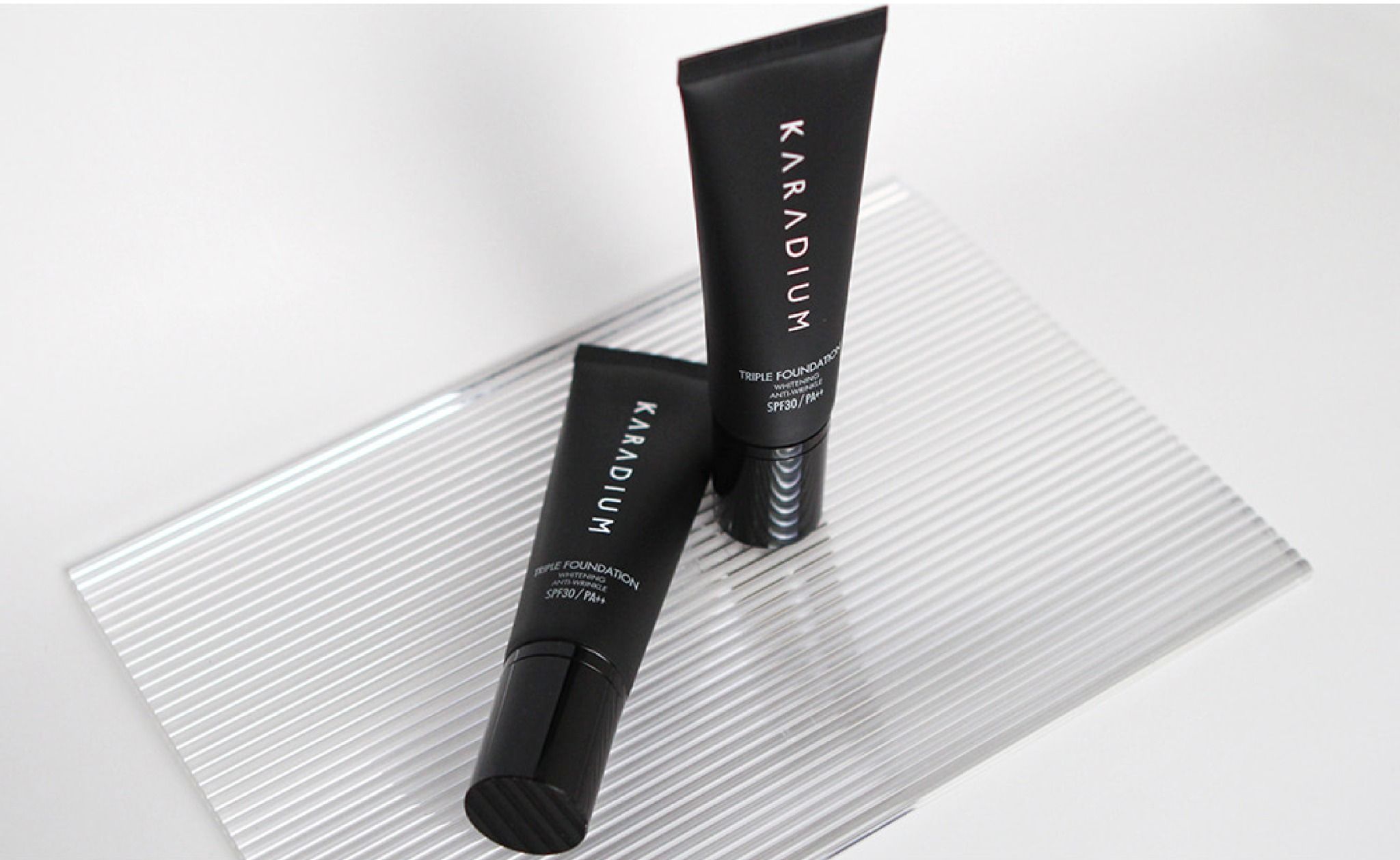 Kem nền tuýp Karadium Triple Foundation SPF30 PA+++