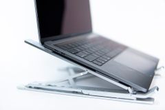 Giá đỡ kim loại cao cấp JRC - X9 PRO cho Laptop