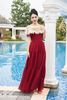 Đầm maxi đỏ trễ vai