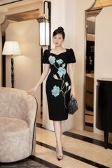 Đầm đen cẩm tú cầu