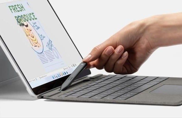 Bàn phím Copilot Surface Pro kèm bút Slim Pen 2 cho surface pro