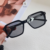 Kính mát 55112 dáng vuông nhựa TR90 dẻo Hàn Quốc