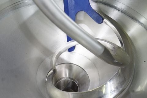 Quantitative stuffing equipment