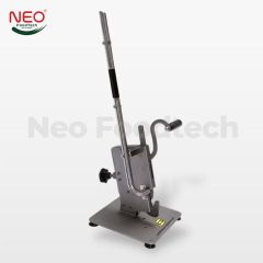 Hand lead clamp device
