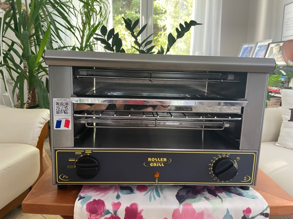 MÁY NƯỚNG BÁNH MÌ HỒNG NGOẠI ROLLER GRILL BAR 1000