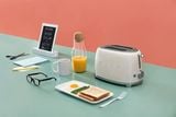  Máy Nướng Bánh Mỳ Smeg TSF01CREU Cream 