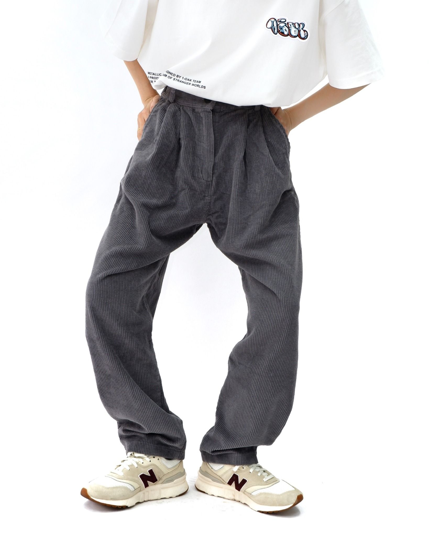  Baggy Corduroy Pants 