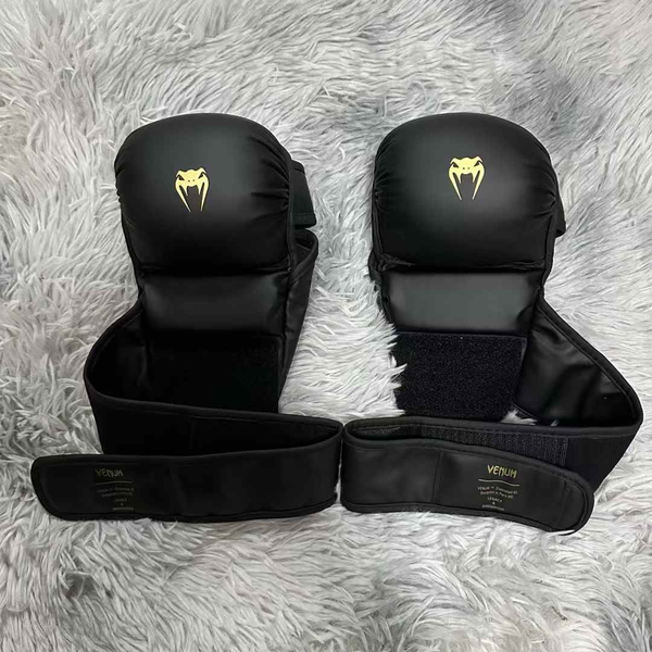  Găng Tay MMA Sparring Venum Impact Evo - Đen Vàng 