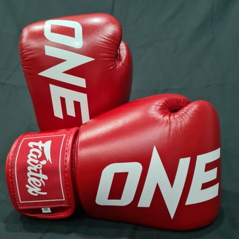  Găng Boxing ONE x FAIRTEX TIGHT-FIT BOXING GLOVE 