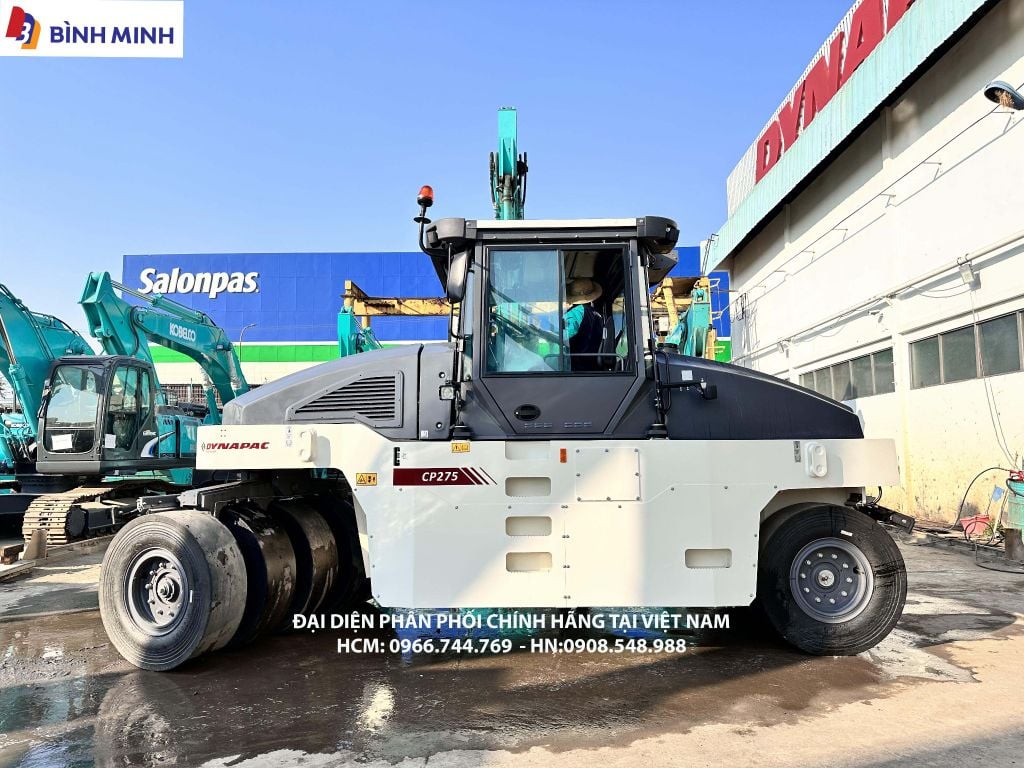 XE LU TĨNH DYNAPAC 9 BÁNH LỐP CP275