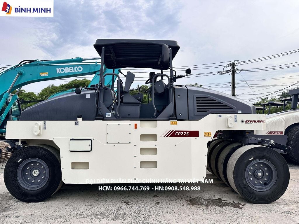 XE LU TĨNH DYNAPAC 9 BÁNH LỐP CP275