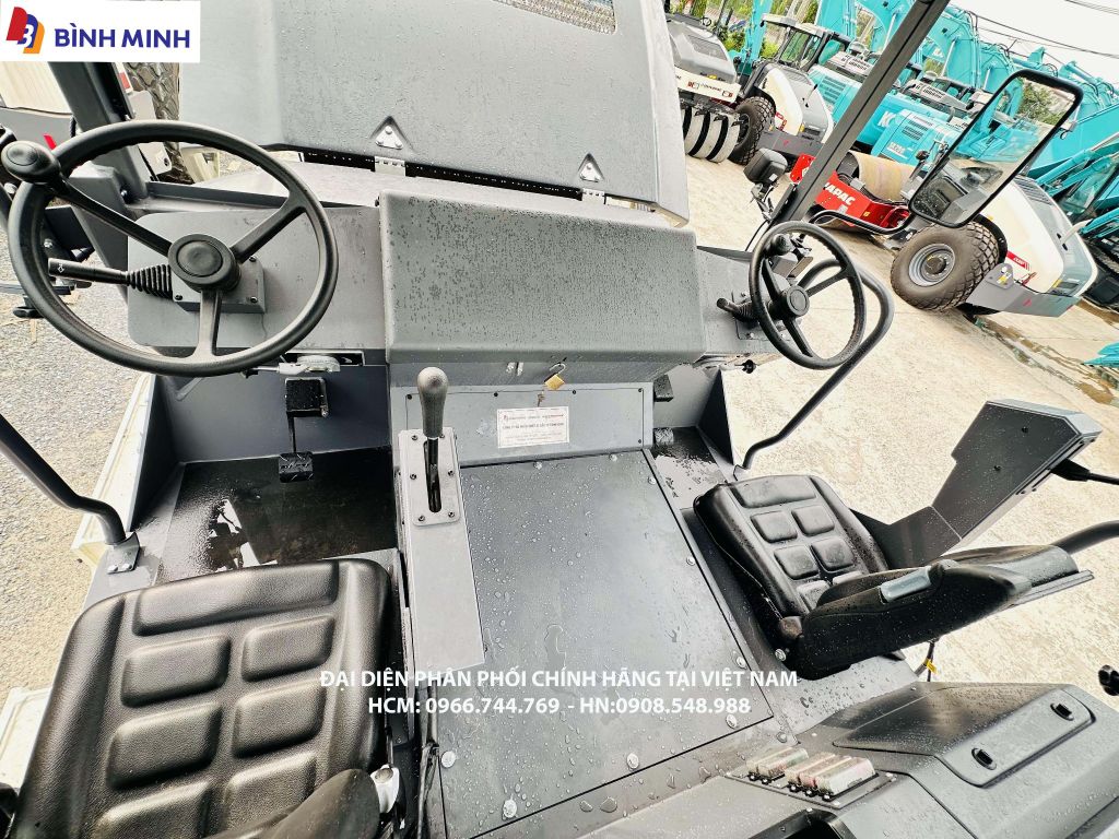 XE LU TĨNH DYNAPAC 9 BÁNH LỐP CP275