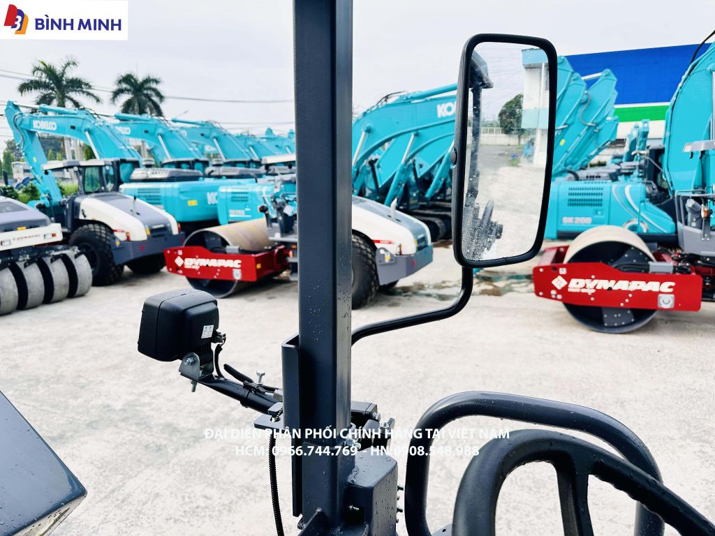 XE LU TĨNH DYNAPAC 9 BÁNH LỐP CP275