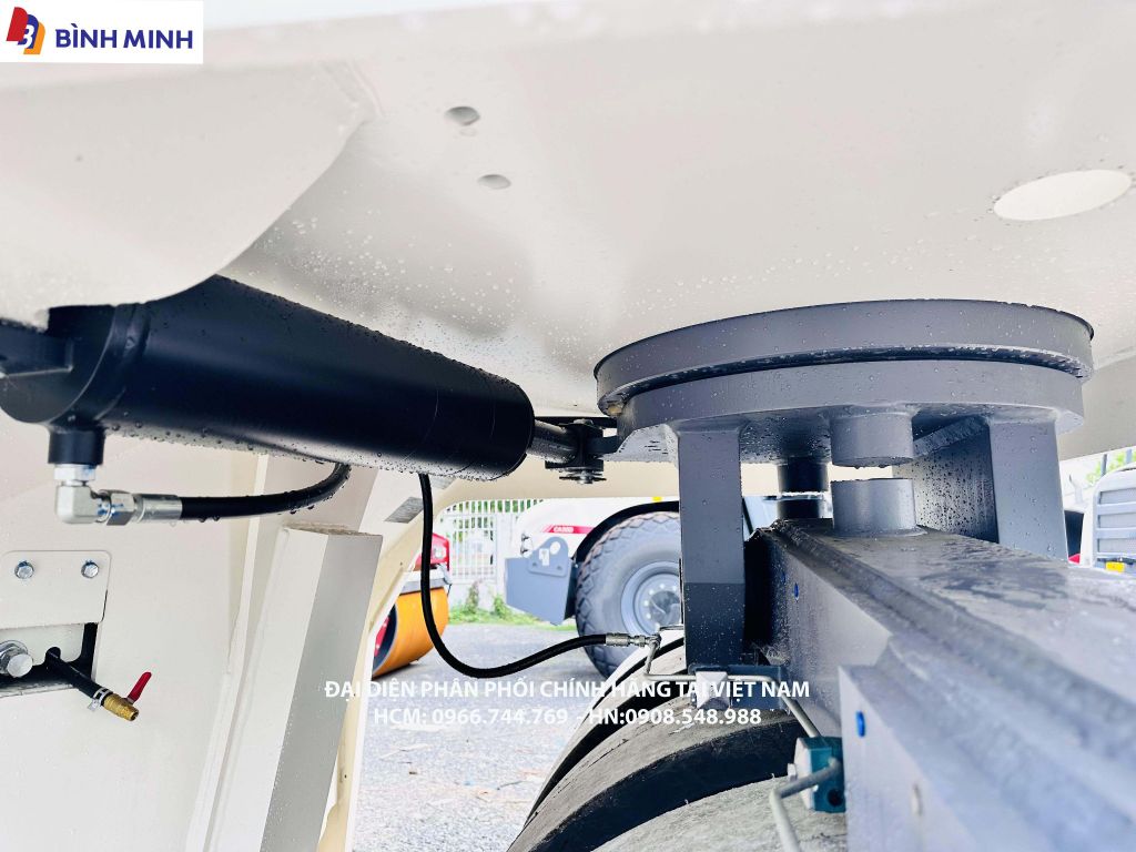 XE LU TĨNH DYNAPAC 9 BÁNH LỐP CP275