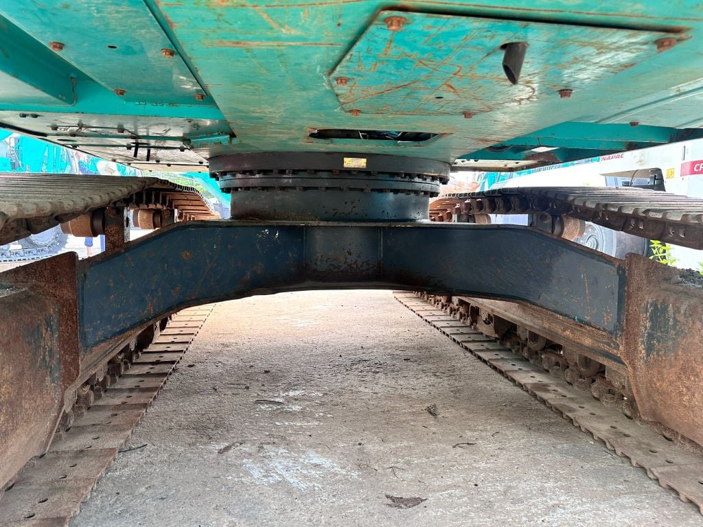 Máy xúc đào Kobelco SK200-9 Năm sx 2014 7xxx giờ