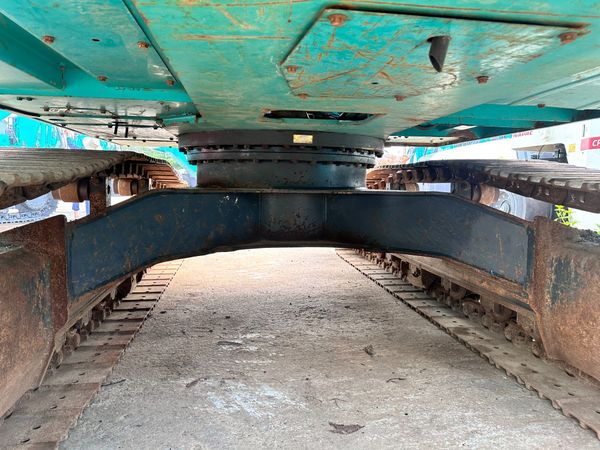  MÁY ĐÀO BÁNH XÍCH KOBELCO SK200-9 - 2014 