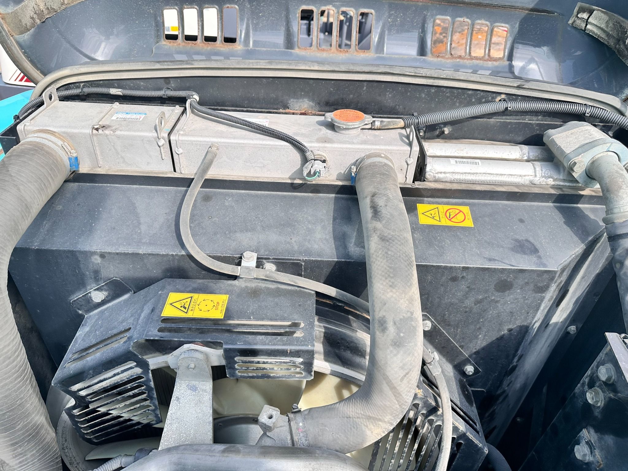  MÁY ĐÀO BÁNH XÍCH KOBELCO SK200-9 - 2014 