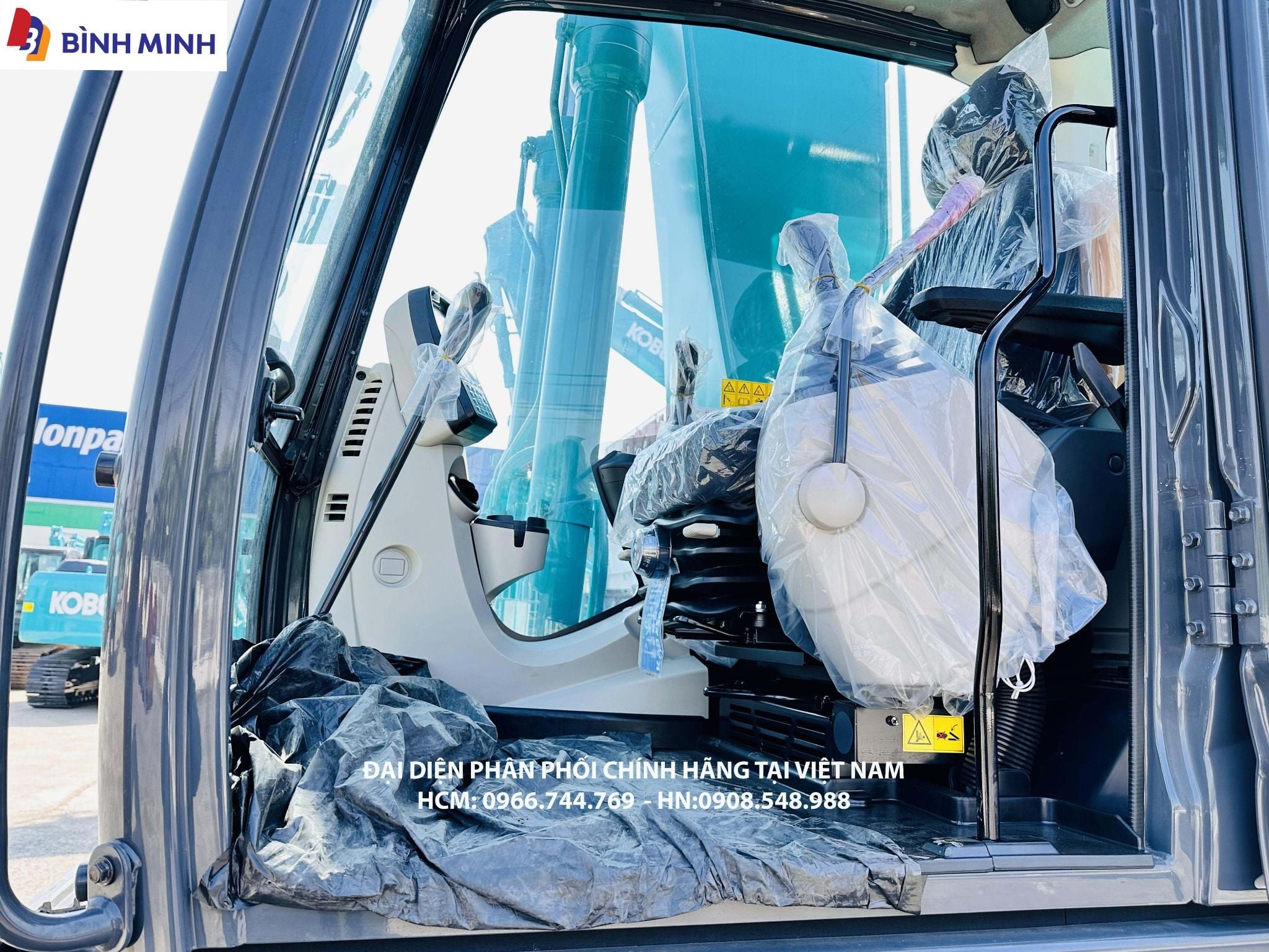  MÁY ĐÀO BÁNH XÍCH KOBELCO SK200-10 