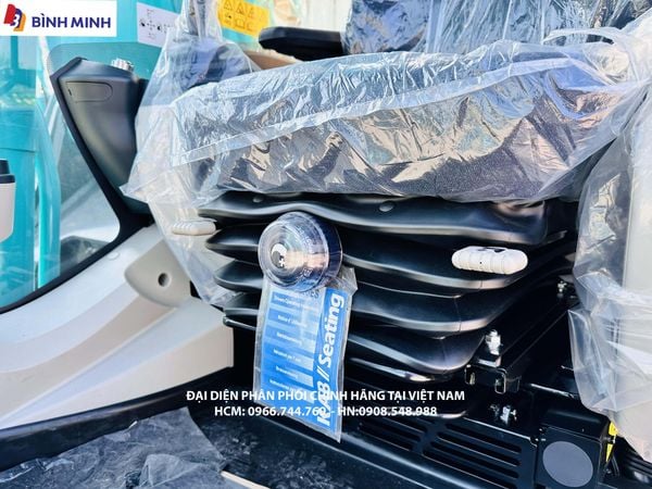  MÁY ĐÀO BÁNH XÍCH KOBELCO SK200-10 