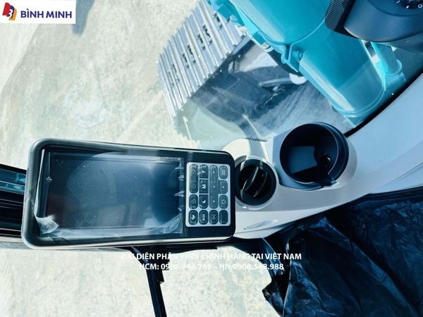  MÁY ĐÀO BÁNH XÍCH KOBELCO SK200-10 