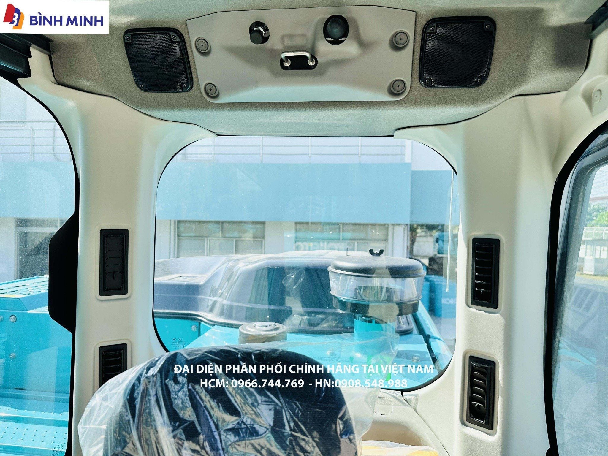  MÁY ĐÀO BÁNH XÍCH KOBELCO SK200-10 