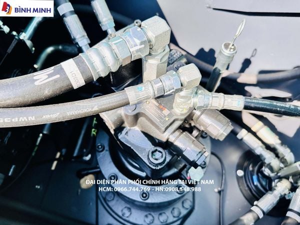  MÁY ĐÀO BÁNH XÍCH KOBELCO SK200-10 